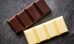 自動稱重機與金屬檢測一體機：巧克力行業的生產安全保障